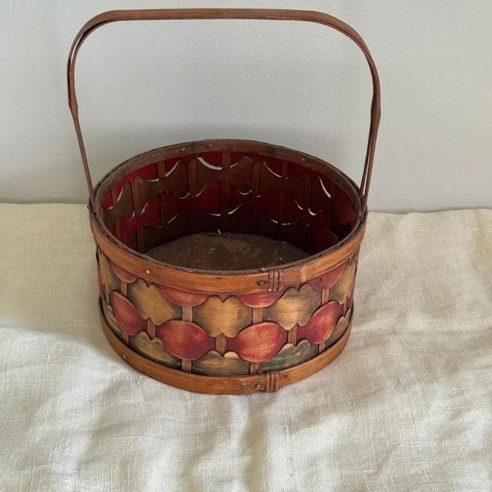 Vintage‎ Woven Splint Wood Basket Round Scalloped Red Brown Folk Art Farmhouse